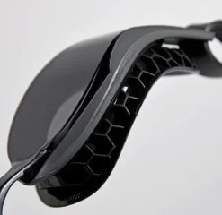 Arena Air Bold Swipe Zwembril Getint Groen/zwart -Zwemserie Winkel honinggraad afdichting arena zwembril 1