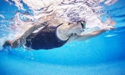 Zone3 Iconic Bound Back Badpak Dames -Zwemserie Winkel zone3 zwemkleding dames iconic bound back swim costume sw20wibb101 011